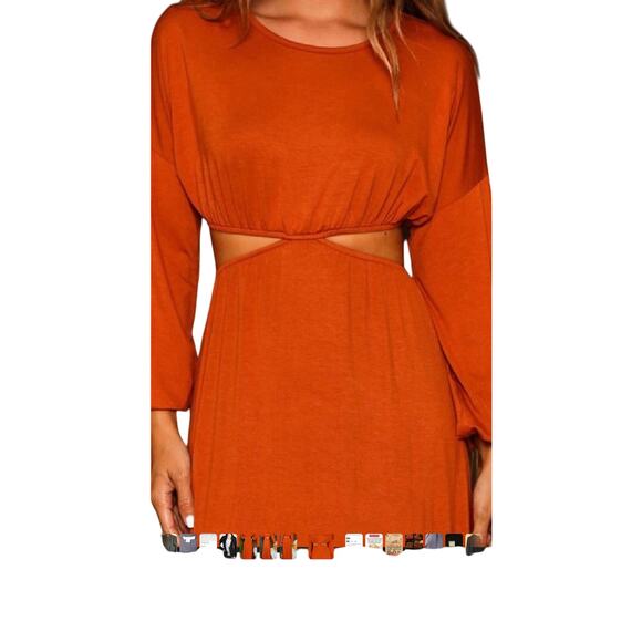 NWT Fantastic Fawn maxi in copper cut out waist & open back. Elastic waist - Picture 4 of 15